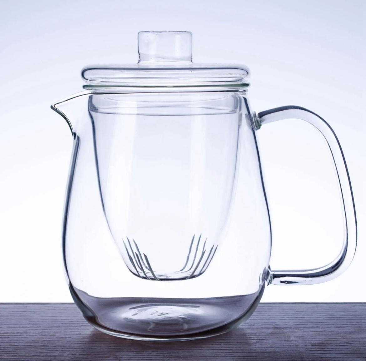 ابريق زجاجي