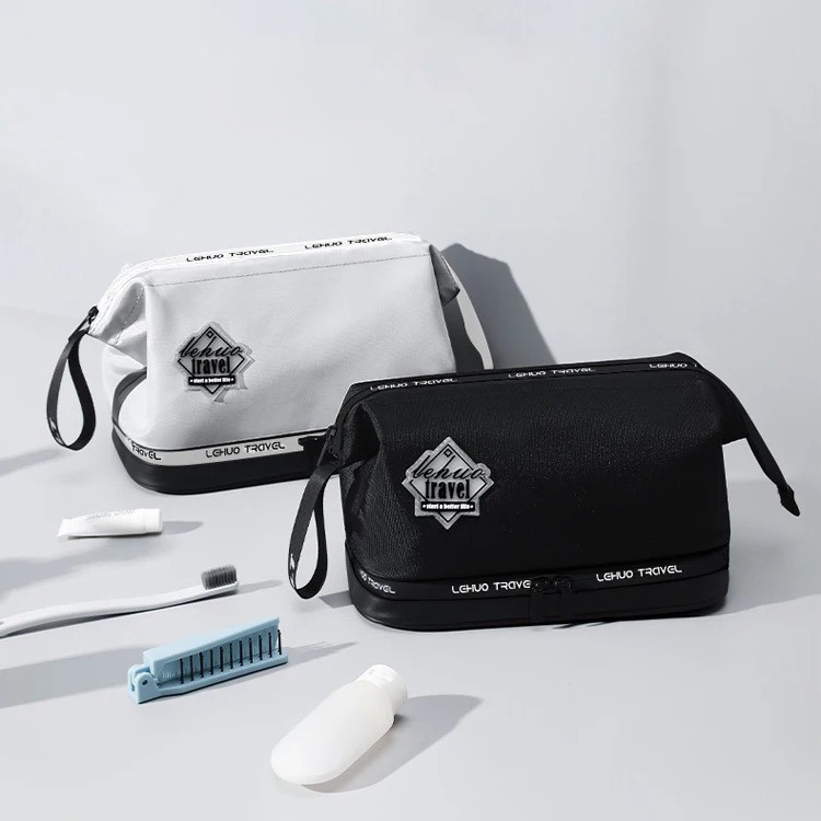 حقيبة مكياج صديقة للبيئة مخصصة من القطن