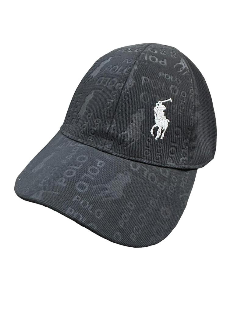 كاب بولو مزخرفة باللون الأسود