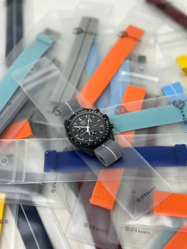 حزام ساعة اوميغا رمادي و ابيض