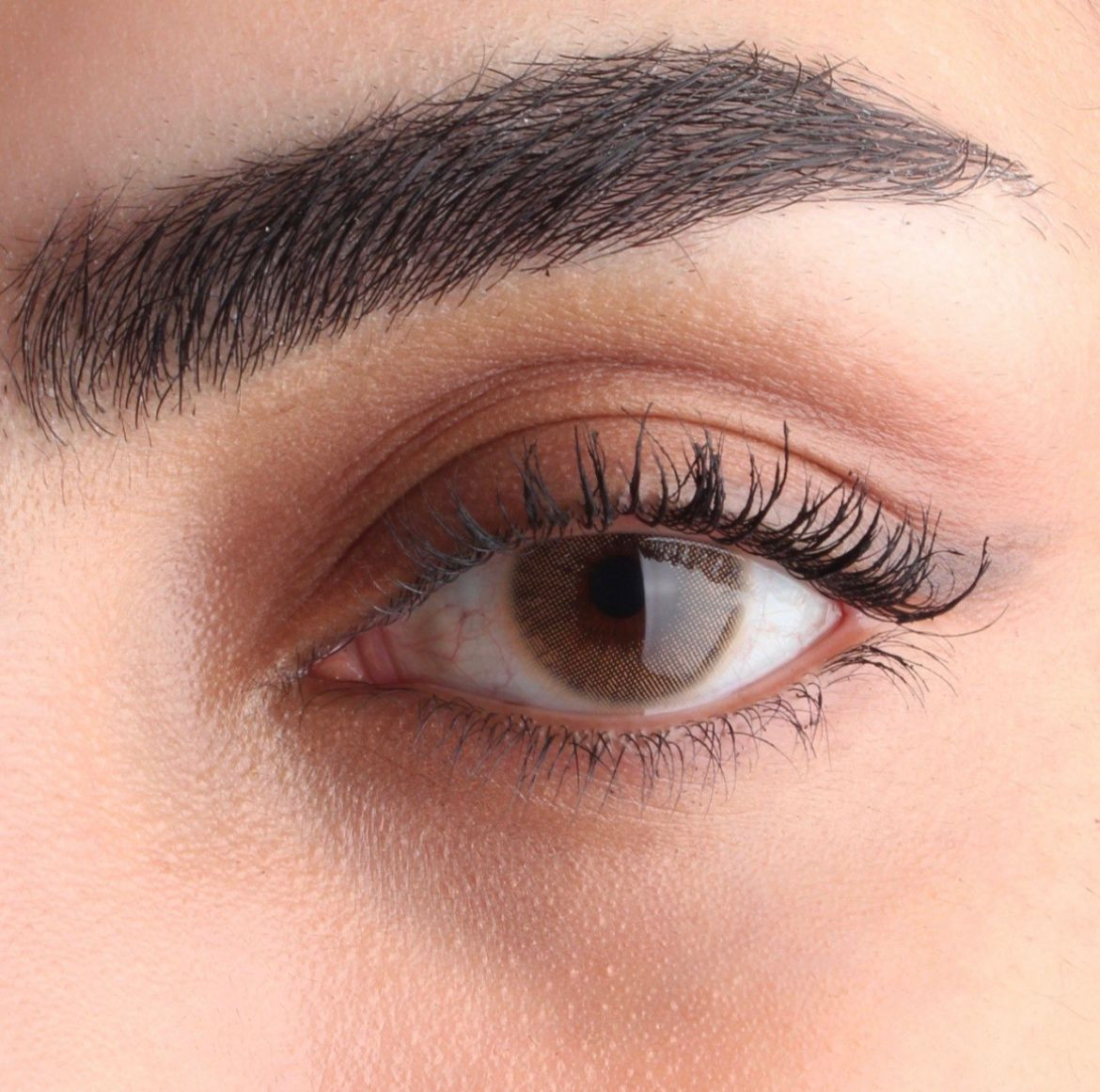 عدسات كراميل