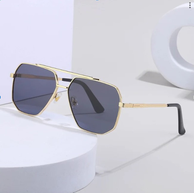 نظارة شمسية أوريكس موديل ذهبي مع لون أسود   M1