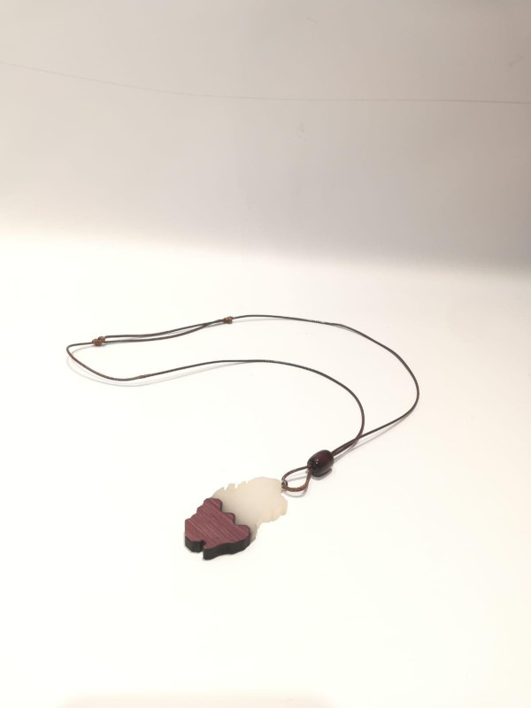 Qatar National Day Necklace